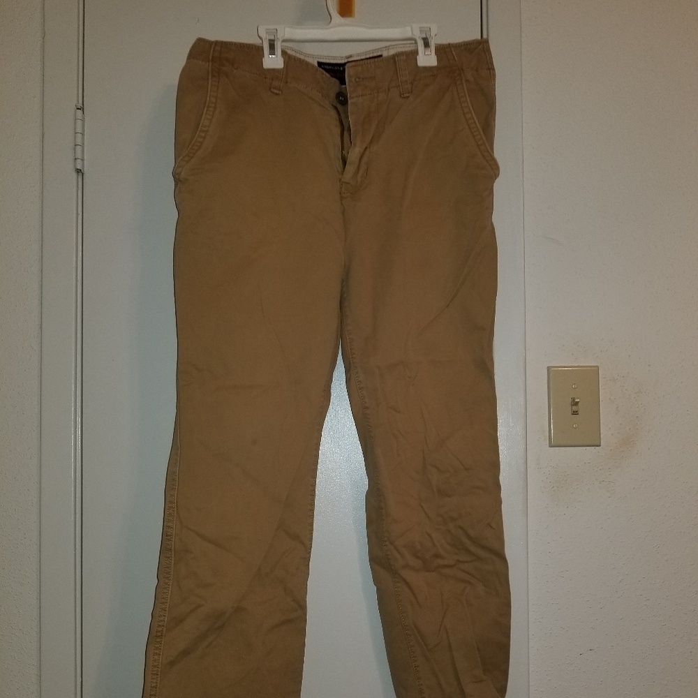 American Eagle Khaki Pants 32x32